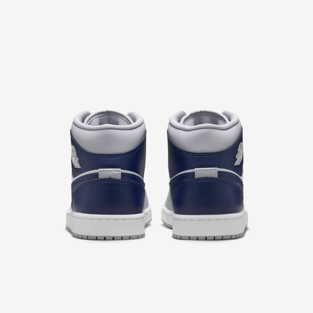 Tênis Air Jordan 1 Mid Wolf Grey Midnight Navy