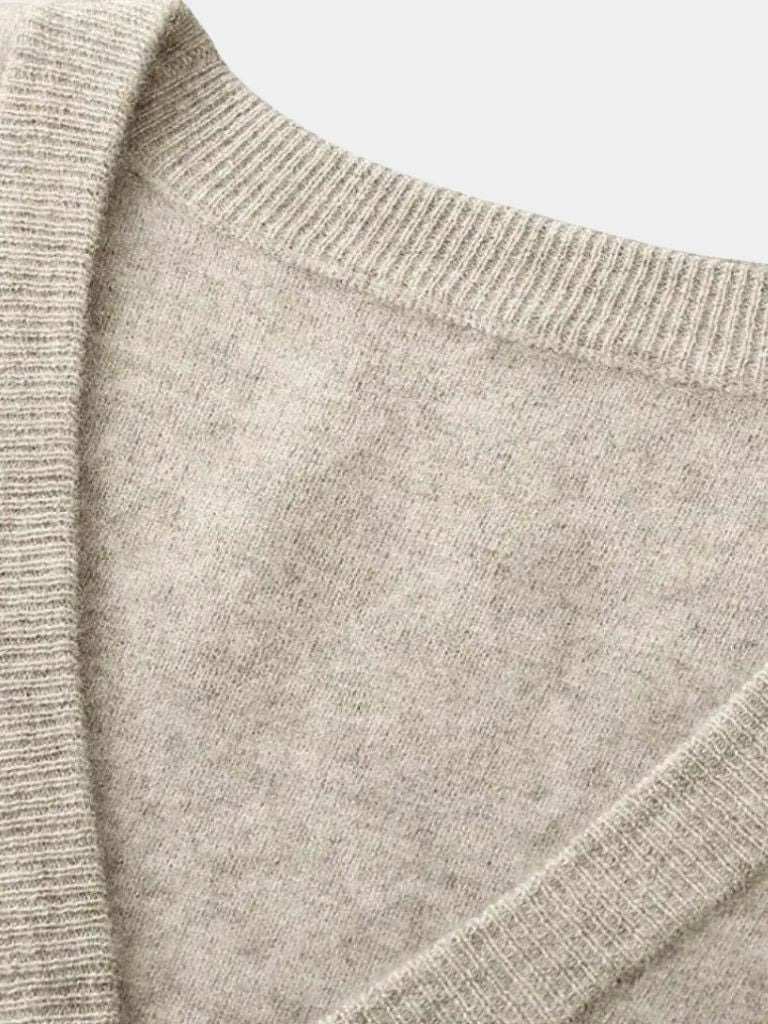 Cardigan en Laine Mérinos Col V - Cross & Crown