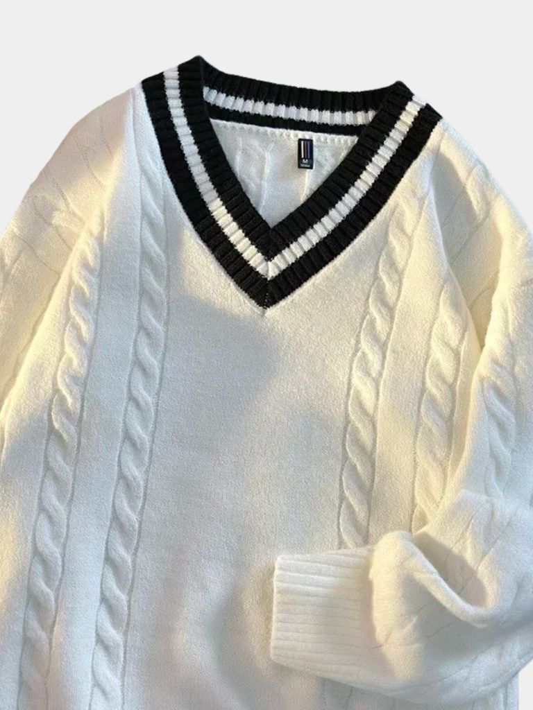 Pull col V minimaliste Cross & Crown